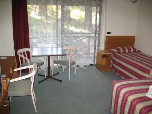 Country 2 Coast Motor Inn Coffs Harbour Ruang foto