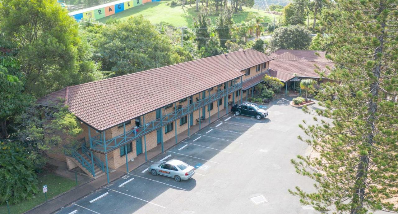 Country 2 Coast Motor Inn Coffs Harbour Bagian luar foto