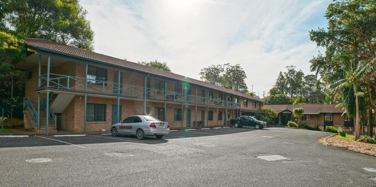 Country 2 Coast Motor Inn Coffs Harbour Bagian luar foto