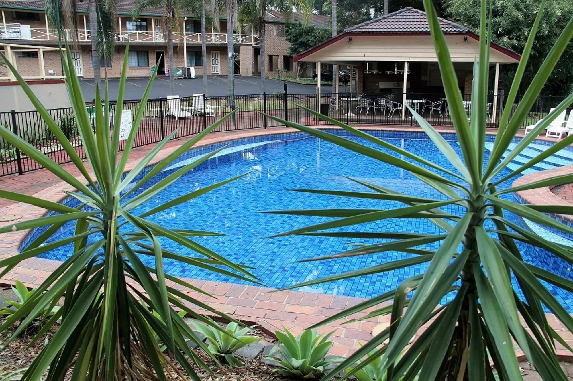 Country 2 Coast Motor Inn Coffs Harbour Bagian luar foto